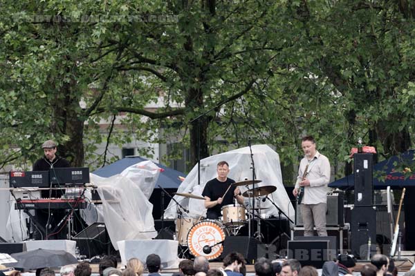 CAVERN OF ANTI-MATTER - 2016-05-29 - PARIS - Parc de la Villette - 